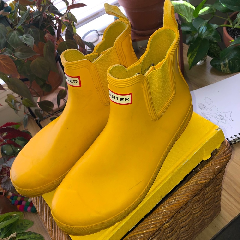 Womens Hunter boots!
